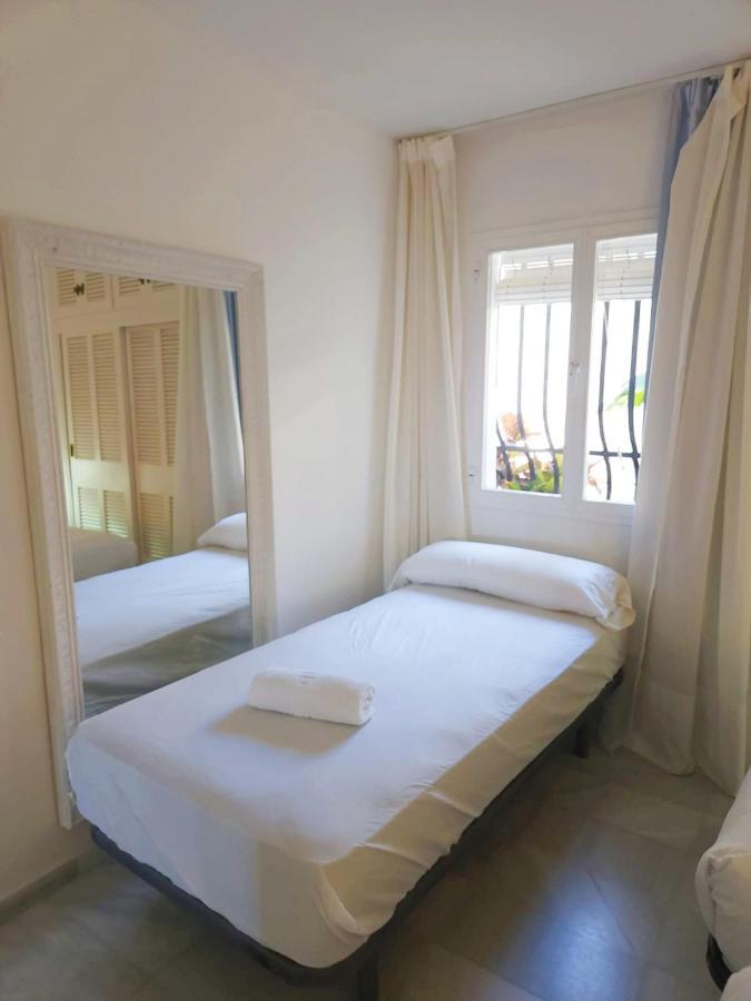 Apartamento En Primera Linea De Mar Almuñécar Exteriör bild