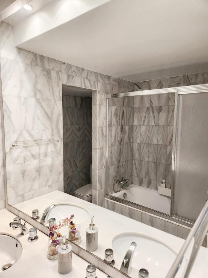 Apartamento En Primera Linea De Mar Almuñécar Exteriör bild